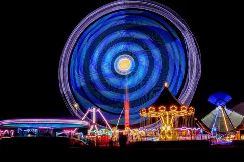 Light Painting 4K Wallpaper · abstract · 3840×2560