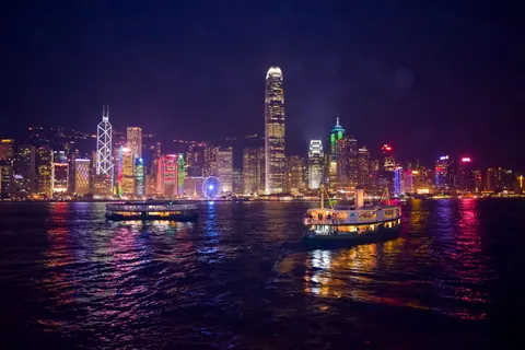 हॉन्गकॉन्ग की रात 4K वॉलपेपर · city · 3840×2560