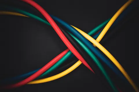 Wave Lines 4K Wallpaper · abstract · 3840×2560