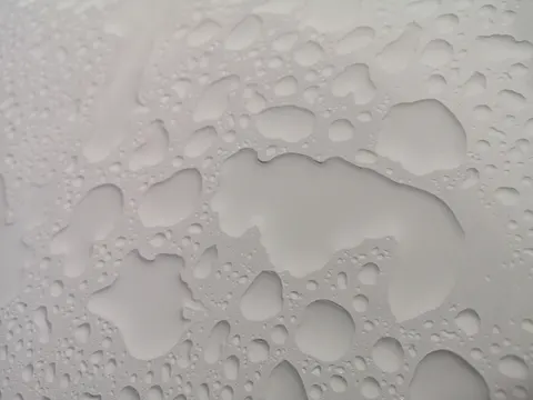 Oil Bubbles 4K Wallpaper · abstract · 3840×2880