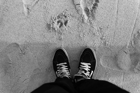 Sand Ripples 4K Wallpaper · minimal · 3840×2560