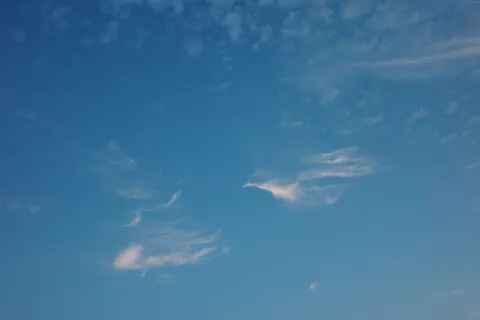 Pastel Sky 4K Wallpaper · minimal · 3840×2560