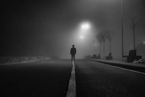 Foggy Minimal 4K Wallpaper · minimal · 3840×2560