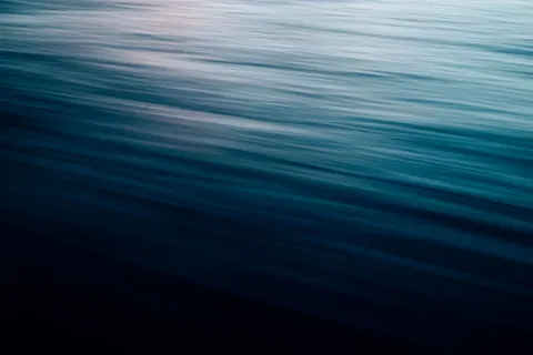 Still Water 4K Wallpaper · minimal · 3840×2560