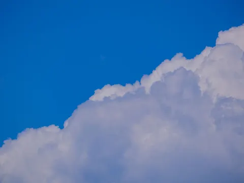 Pastel Clouds 4K Wallpaper · minimal · 3840×2880
