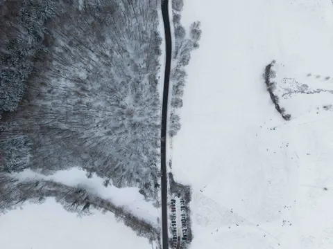 Snow Field 4K Wallpaper · minimal · 3840×2880