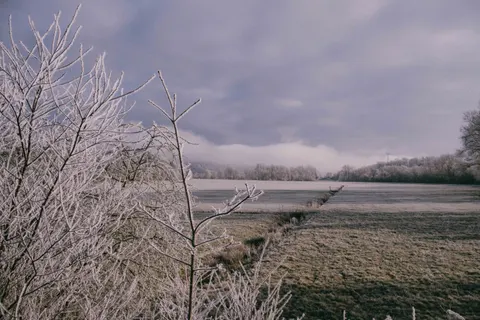 Snow Field 4K Wallpaper · minimal · 3840×2560