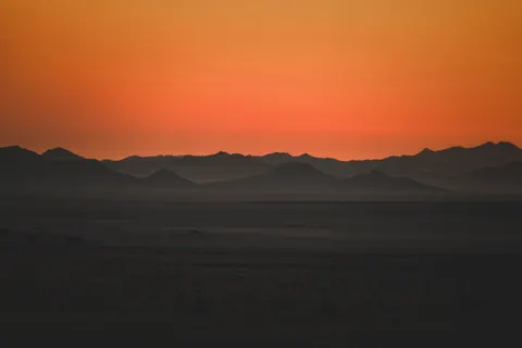 Dune Sunset 4K Wallpaper · minimal · 3840×2560