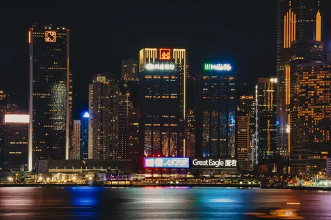 हॉन्गकॉन्ग की रात 4K वॉलपेपर · city · 3840×2560