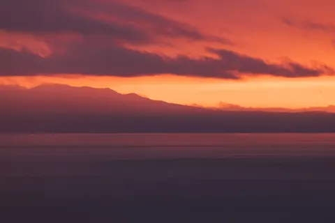 Gradient Horizon 4K Wallpaper · minimal · 3840×2560