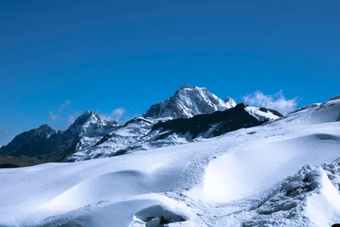 Himalayan Peaks 4K Wallpaper · mountains · 3840×2560