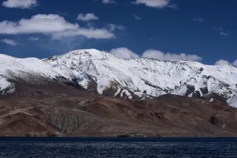 Himalayan Peaks 4K Wallpaper · mountains · 3840×2560