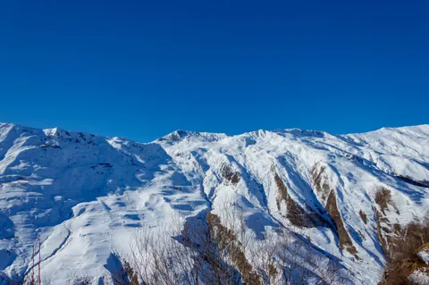 Himalayan Peaks 4K Wallpaper · mountains · 3840×2553