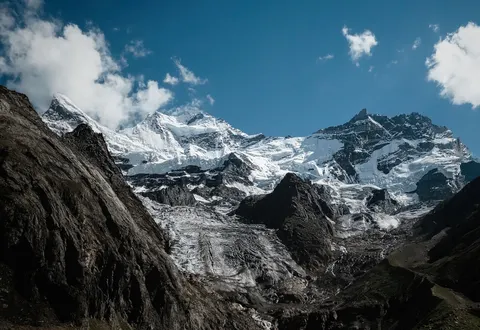 Himalayan Peaks 4K Wallpaper · mountains · 3840×2641