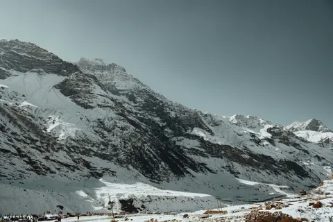 Himalayan Peaks 4K Wallpaper · mountains · 3840×2560