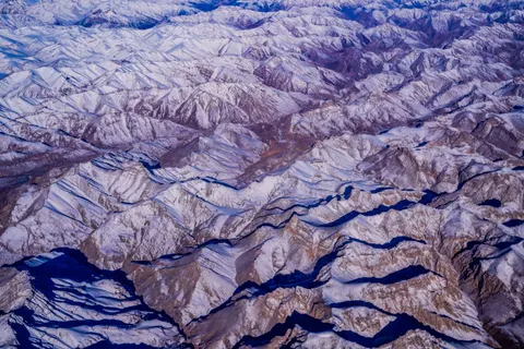 Himalaya Zirveleri 4K Duvar Kağıdı · mountains · 3840×2560