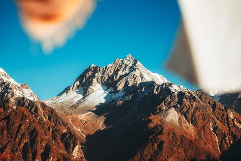 Himalayan Peaks 4K Wallpaper · mountains · 3840×2560