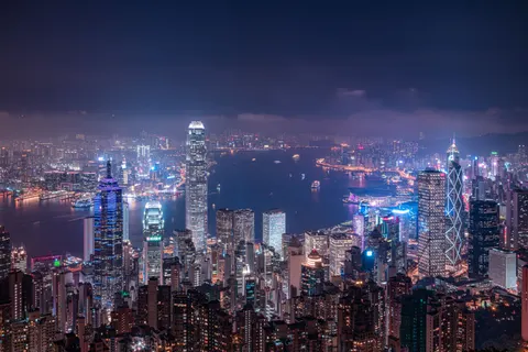 والپیپر هنگ‌کنگ در شب با کیفیت 4K · city · 3840×2561