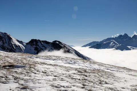 Above the Clouds 4K Wallpaper · mountains · 3840×2560