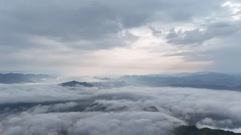 Above the Clouds 4K Wallpaper · mountains · 3840×2160