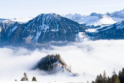 Above the Clouds 4K Wallpaper · mountains · 3840×2558