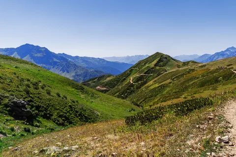 Mountain Trail 4K Wallpaper · mountains · 3840×2560
