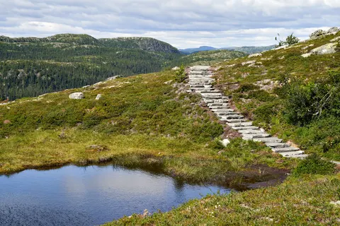 Mountain Trail 4K Wallpaper · mountains · 3840×2561