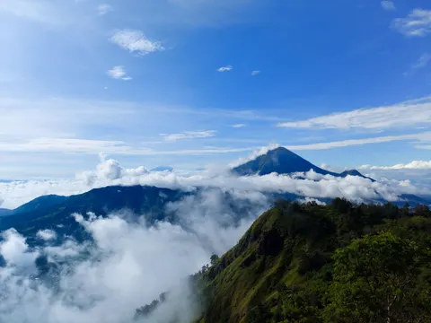 والپیپر قلهٔ آتشفشانی با کیفیت 4K · mountains · 3840×2880