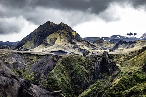 Volcanic Peak 4K Wallpaper · mountains · 3840×2560