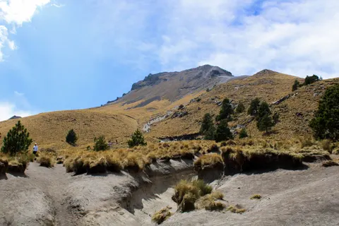 Volcanic Peak 4K Wallpaper · mountains · 3840×2560