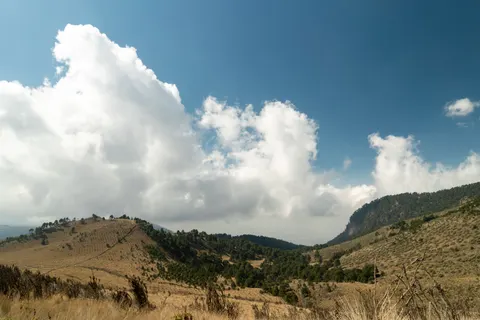 Volcanic Peak 4K Wallpaper · mountains · 3840×2560