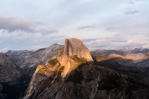 Golden Peak 4K Wallpaper · mountains · 3840×2561