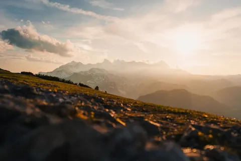 Golden Peak 4K Wallpaper · mountains · 3840×2560