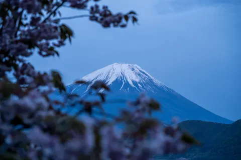 Mount Fuji 4K Wallpaper · mountains · 3840×2560