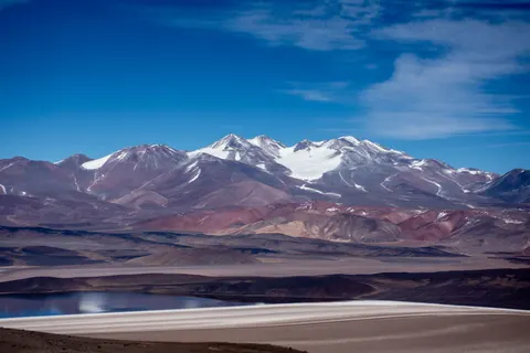 The Andes 4K Wallpaper · mountains · 3840×2560
