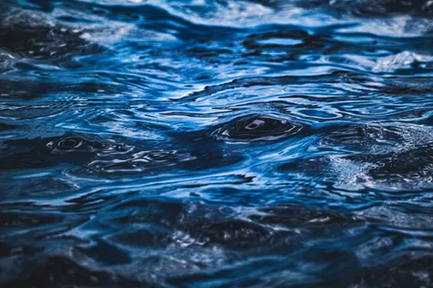 Diver 4K Wallpaper · underwater · 3840×2560