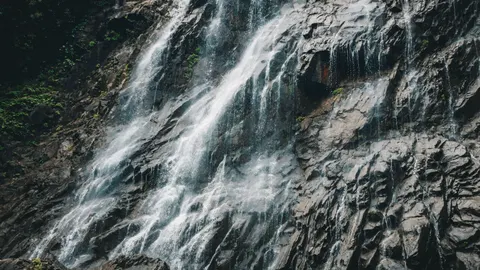 Cliff Waterfall 4K Wallpaper · waterfall · 3840×2160