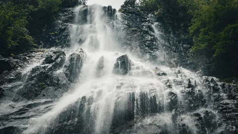 Cliff Waterfall 4K Wallpaper · waterfall · 3840×2160