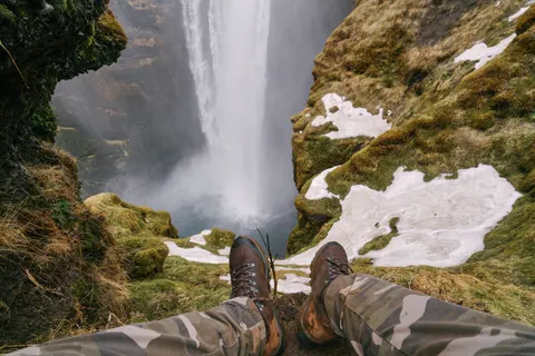 Iceland Falls 4K Wallpaper · waterfall · 3840×2561