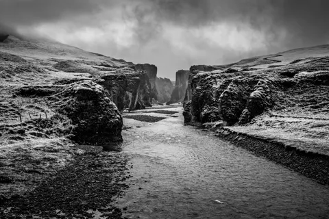 Iceland Falls 4K Wallpaper · waterfall · 3840×2560