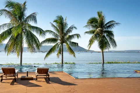 Tropical Paradise 4K Wallpaper · tropical · 3840×2560