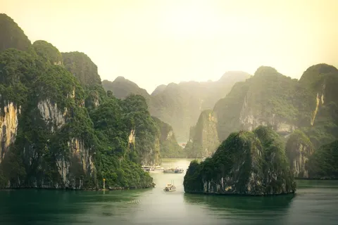 Tropical Island 4K Wallpaper · tropical · 3840×2561