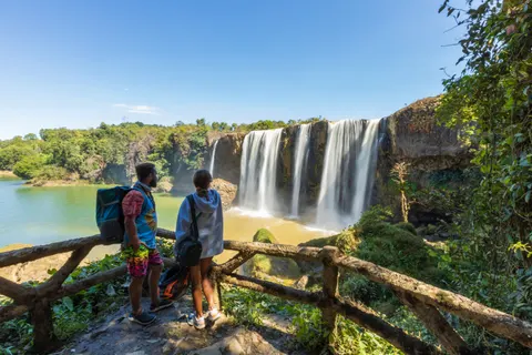 Tropical Falls 4K Wallpaper · tropical · 3840×2560