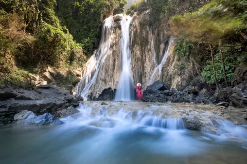 Tropical Falls 4K Wallpaper · tropical · 3840×2561
