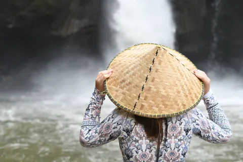 Tropical Falls 4K Wallpaper · tropical · 3840×2560