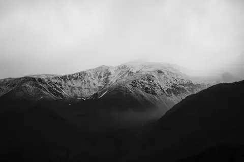 Dark Mountains 4K Wallpaper · dark · 3840×2560