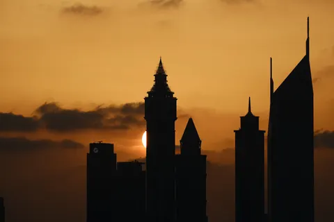 Dubai Skyline 4K Wallpaper · city · 3840×2560
