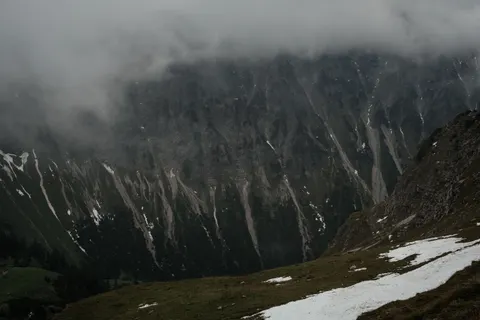 Dark Mountains 4K Wallpaper · dark · 3840×2560