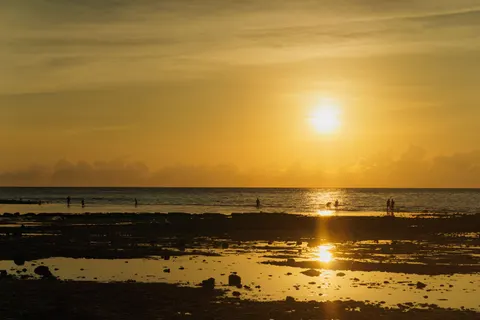 Golden Sunset 4K Wallpaper · sunset · 3840×2560