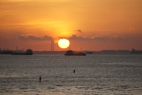 Golden Sunset 4K Wallpaper · sunset · 3840×2560